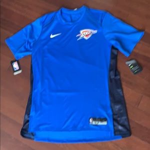 Nike Oklahoma City Thunder Warmup shirt